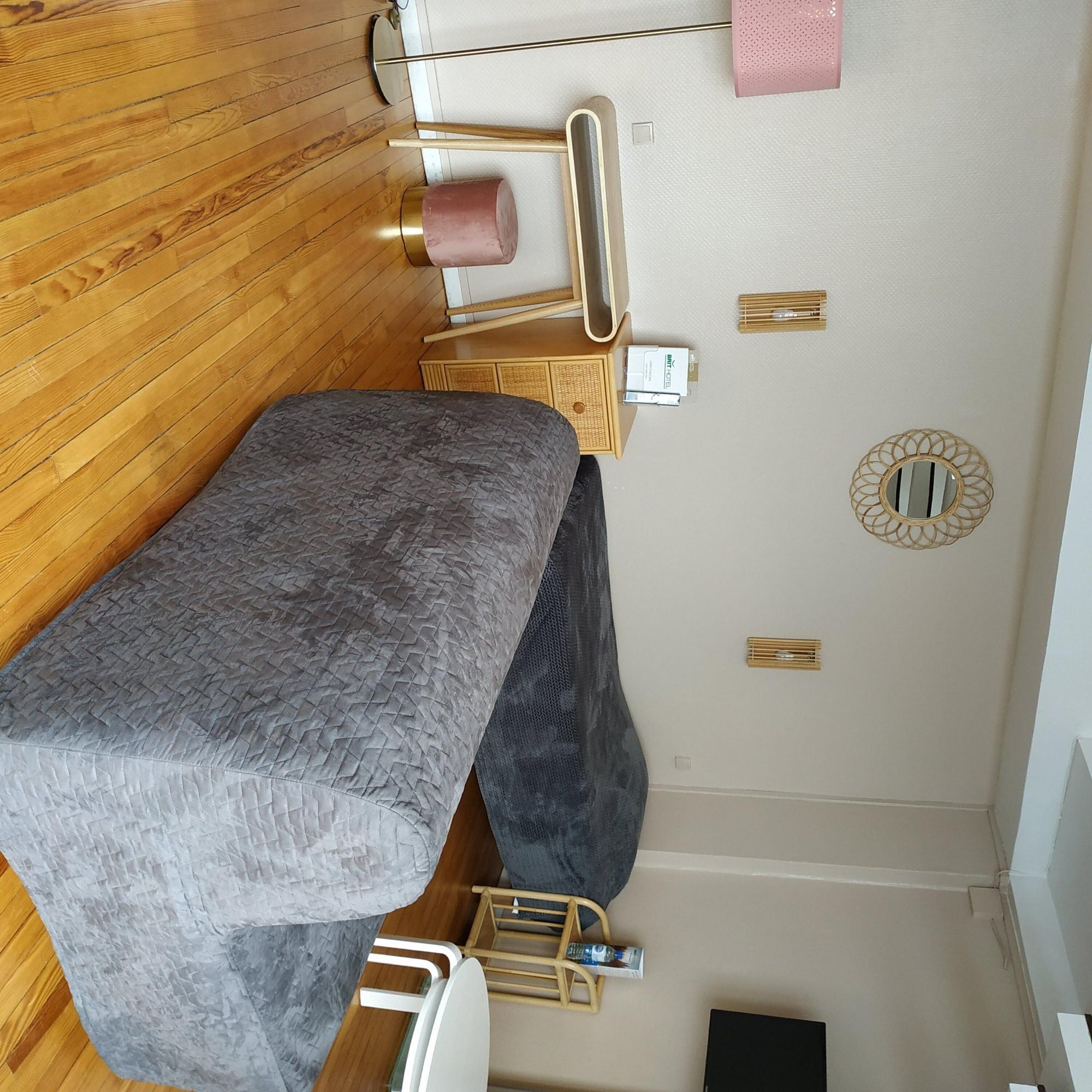 Brit Hermitage Hotel 3*